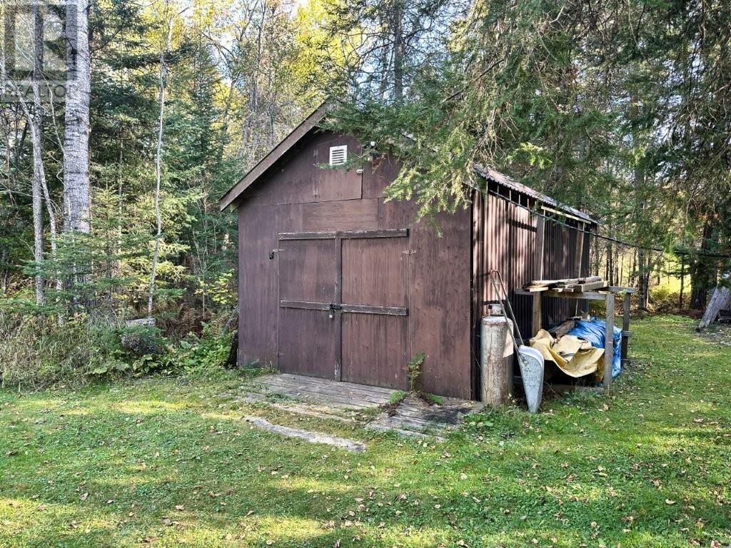 6018 Mapleward Road, Thunder Bay, Ontario  P7G 1L7 - Photo 42 - TB253391