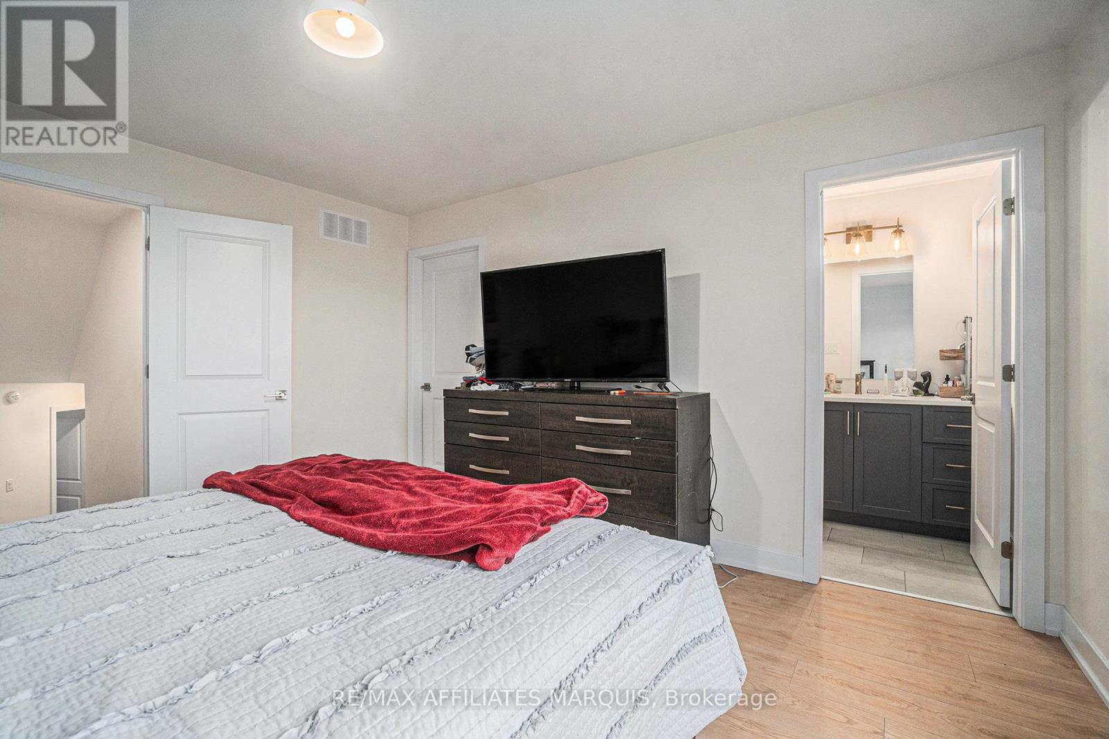 62 Staples Boulevard, Smiths Falls, Ontario  K7A 0A5 - Photo 18 - X12509428