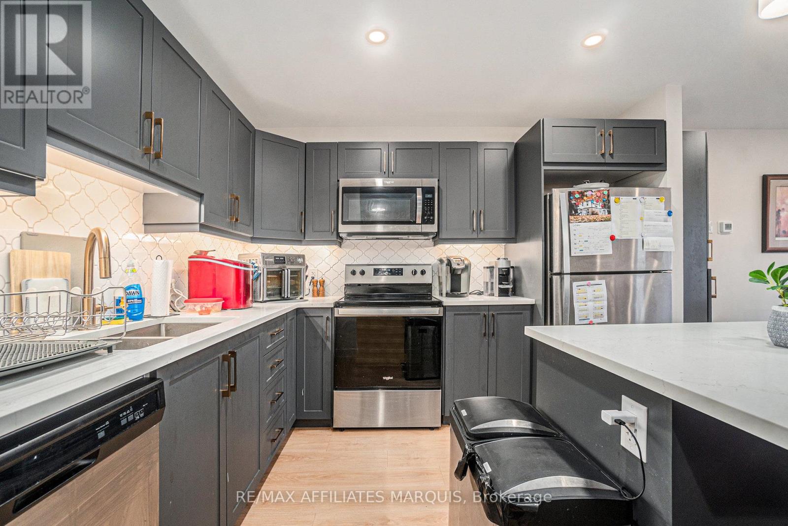 62 Staples Boulevard, Smiths Falls, Ontario  K7A 0A5 - Photo 3 - X12509428