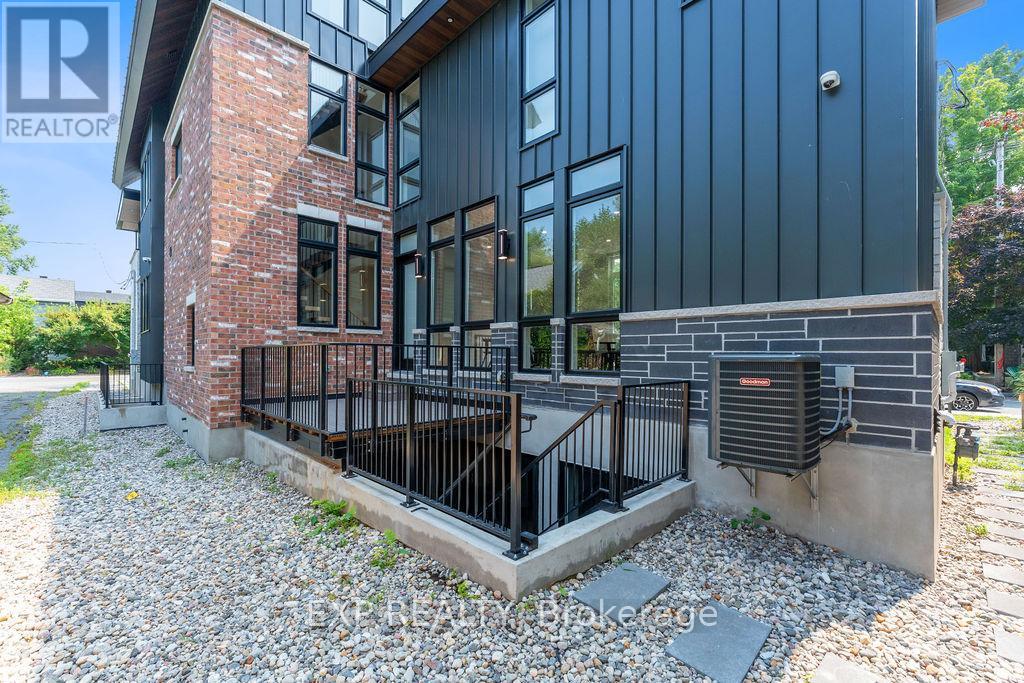 261 Dovercourt Avenue, Ottawa, Ontario  K1Z 5P5 - Photo 47 - X12509456