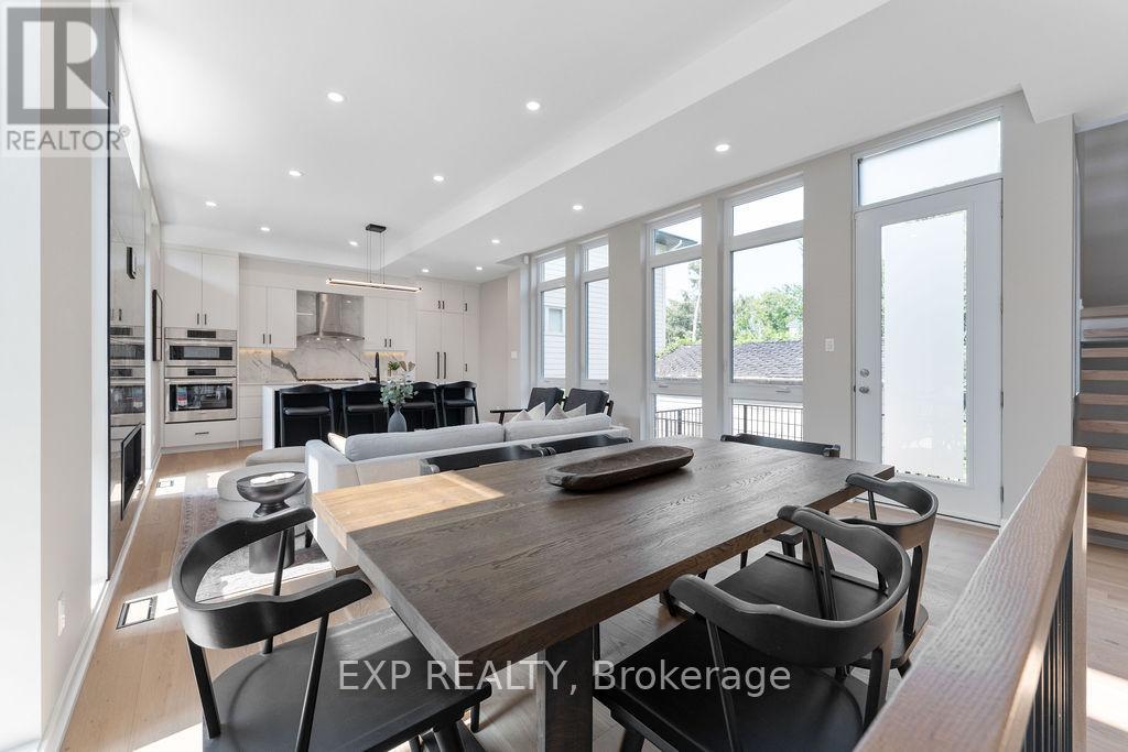 261 Dovercourt Avenue, Ottawa, Ontario  K1Z 5P5 - Photo 9 - X12509456