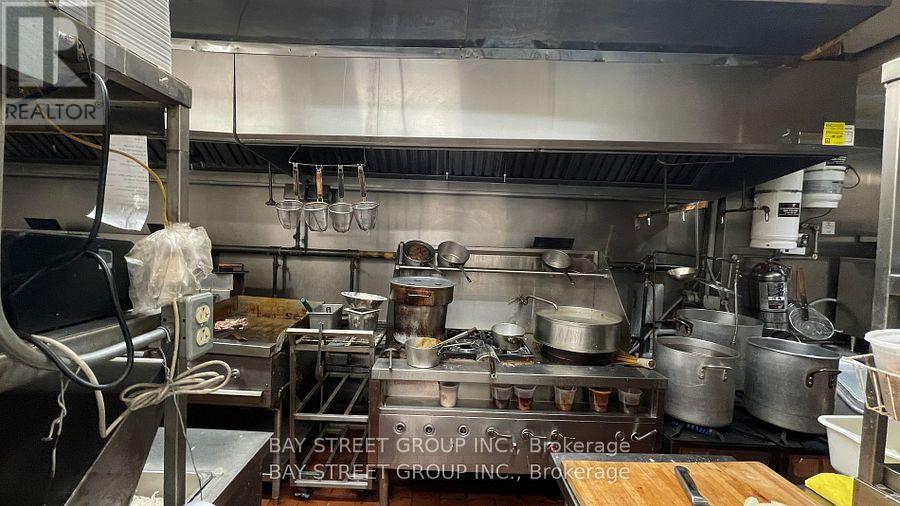 113 James Street N, Hamilton, Ontario  L8R 2K6 - Photo 13 - X12509212