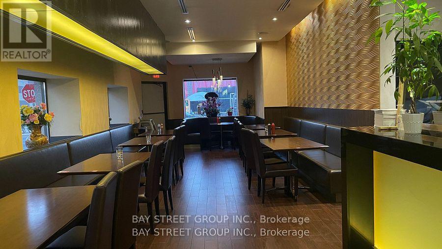 113 James Street N, Hamilton, Ontario  L8R 2K6 - Photo 5 - X12509212