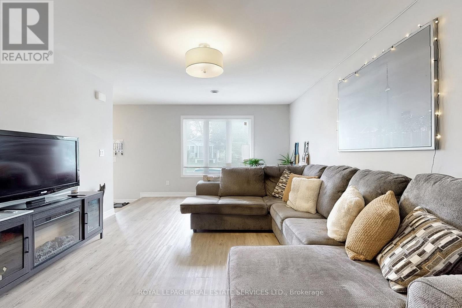 Main - 89 Louth Street, St. Catharines, Ontario  L2S 2T7 - Photo 7 - X12509378