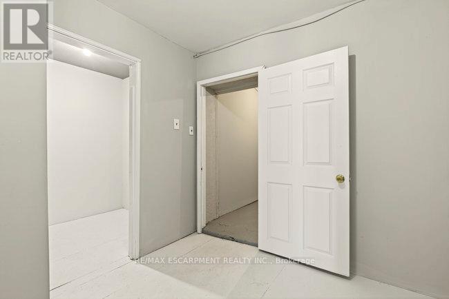 196 1/2 Kenilworth Avenue N, Hamilton, Ontario  L8H 4S2 - Photo 12 - X12509400