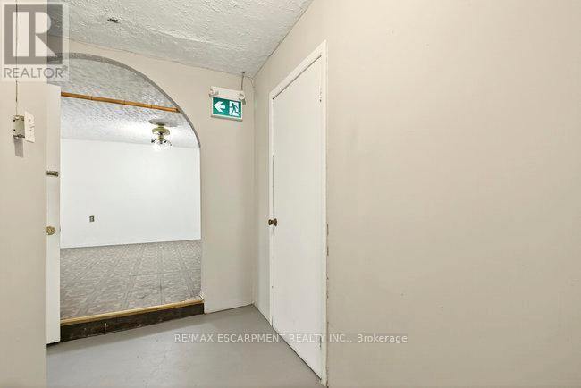 196 1/2 Kenilworth Avenue N, Hamilton, Ontario  L8H 4S2 - Photo 15 - X12509400