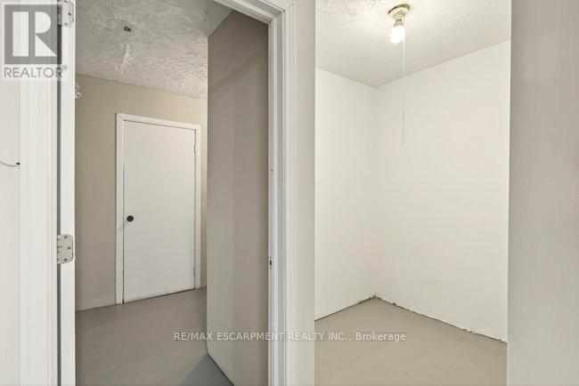 196 1/2 Kenilworth Avenue N, Hamilton, Ontario  L8H 4S2 - Photo 18 - X12509400