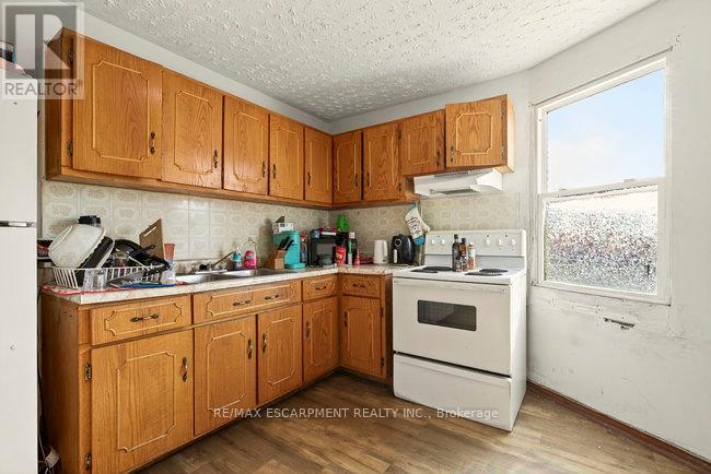 196 1/2 Kenilworth Avenue N, Hamilton, Ontario  L8H 4S2 - Photo 31 - X12509400