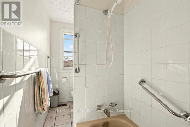 196 1/2 Kenilworth Avenue N, Hamilton, Ontario  L8H 4S2 - Photo 44 - X12509400