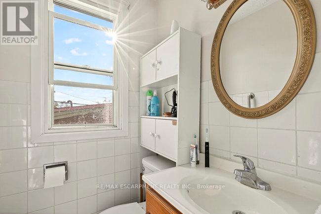 196 1/2 Kenilworth Avenue N, Hamilton, Ontario  L8H 4S2 - Photo 45 - X12509400