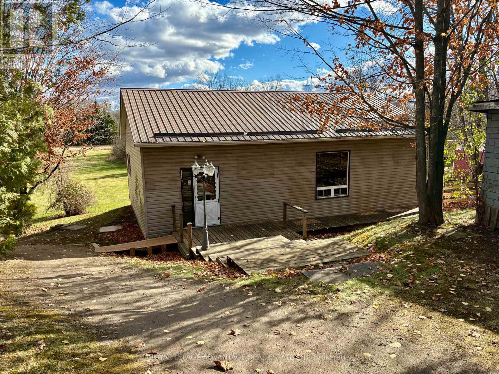 815 Christie Lake Road, Tay Valley, Ontario K7H 3C6 - Photo 31 - X12447098