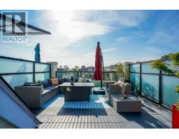 76 728 W 14TH STREET