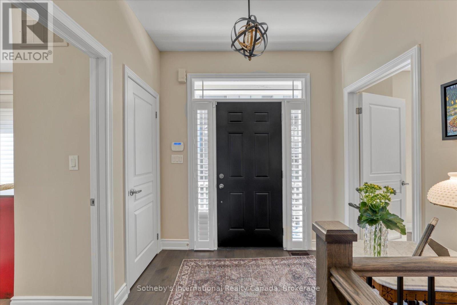 4 Emerson Mews, Collingwood, Ontario  L9Y 2X4 - Photo 11 - S12509494