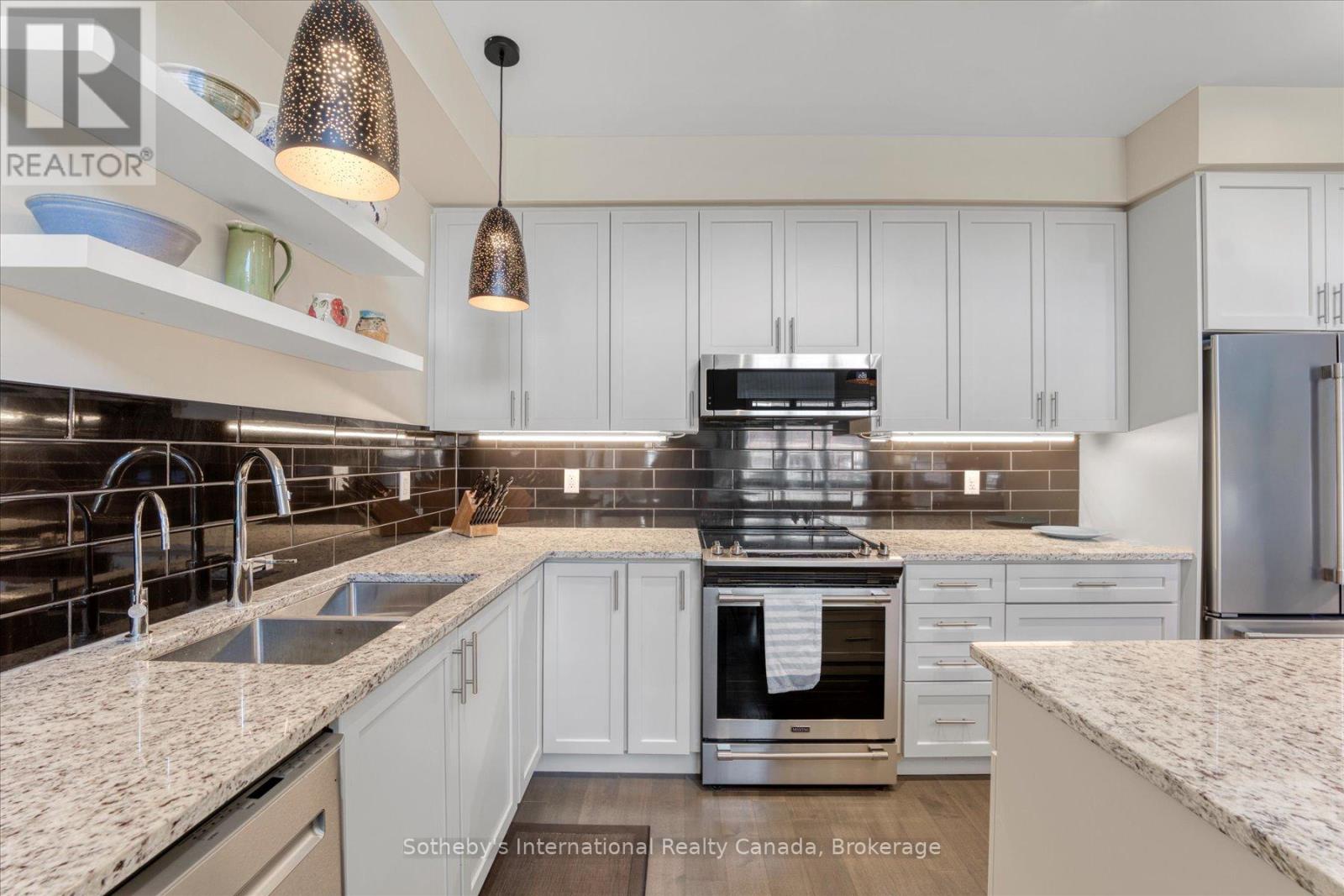 4 Emerson Mews, Collingwood, Ontario  L9Y 2X4 - Photo 19 - S12509494