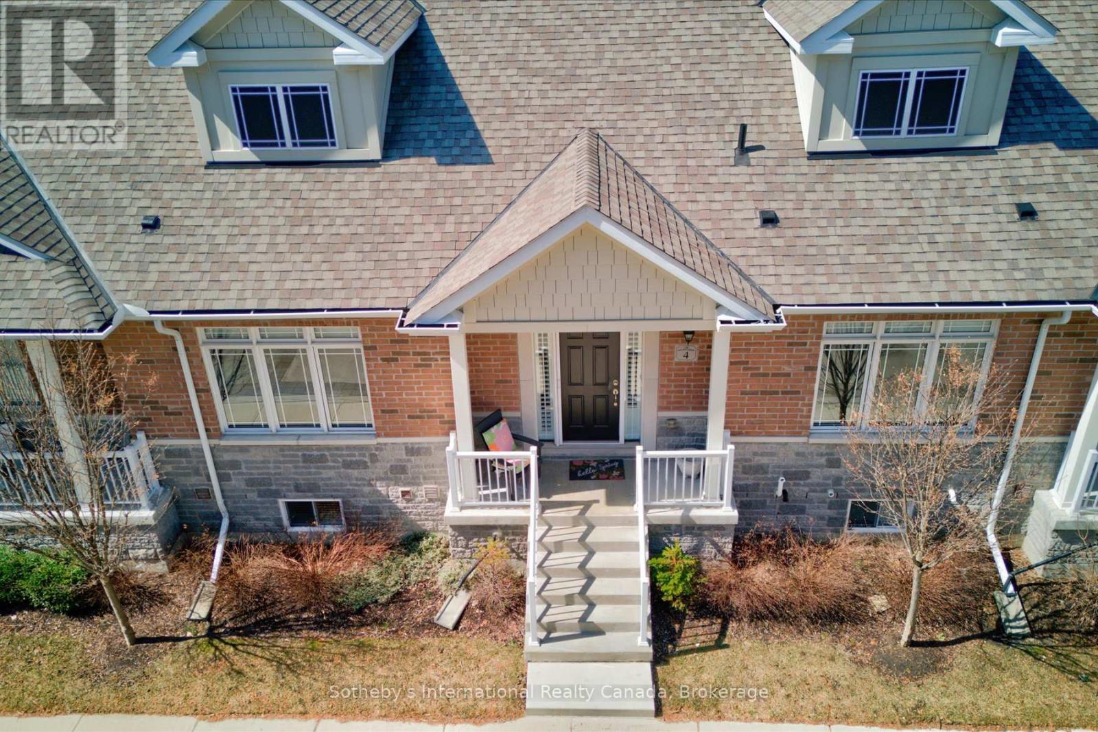 4 Emerson Mews, Collingwood, Ontario  L9Y 2X4 - Photo 2 - S12509494