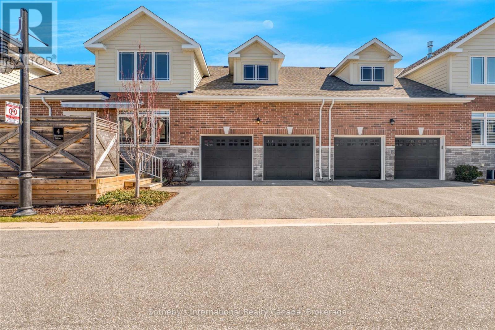 4 Emerson Mews, Collingwood, Ontario  L9Y 2X4 - Photo 5 - S12509494