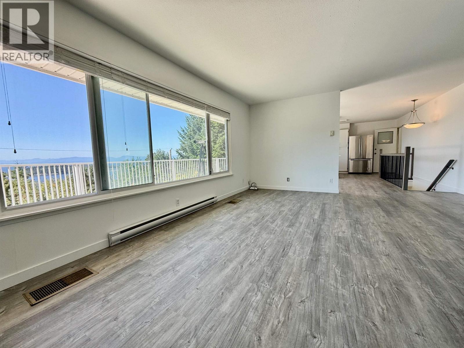 6472 Jasper Road, Sechelt, British Columbia V7Z 0S6 - Photo 13 - R3064648