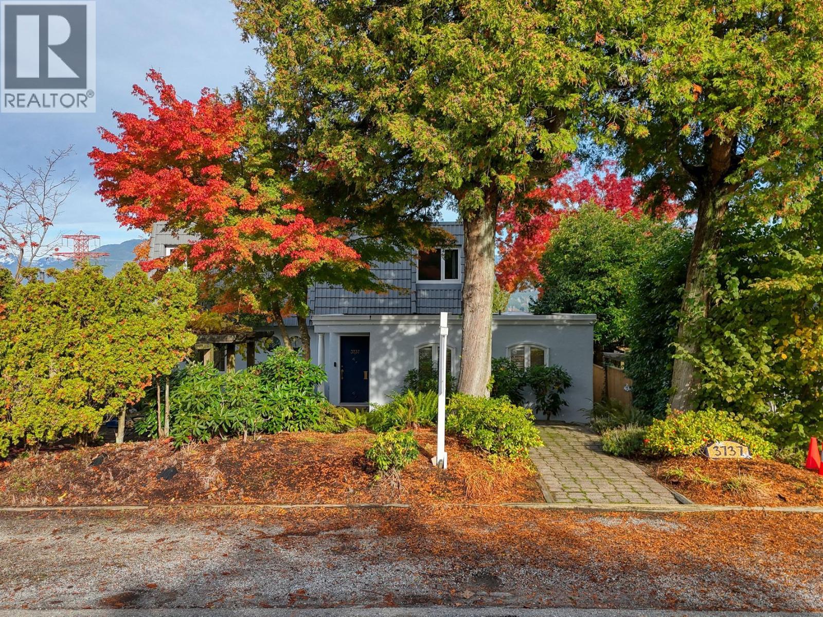 3737 YALE STREET, Burnaby, British Columbia