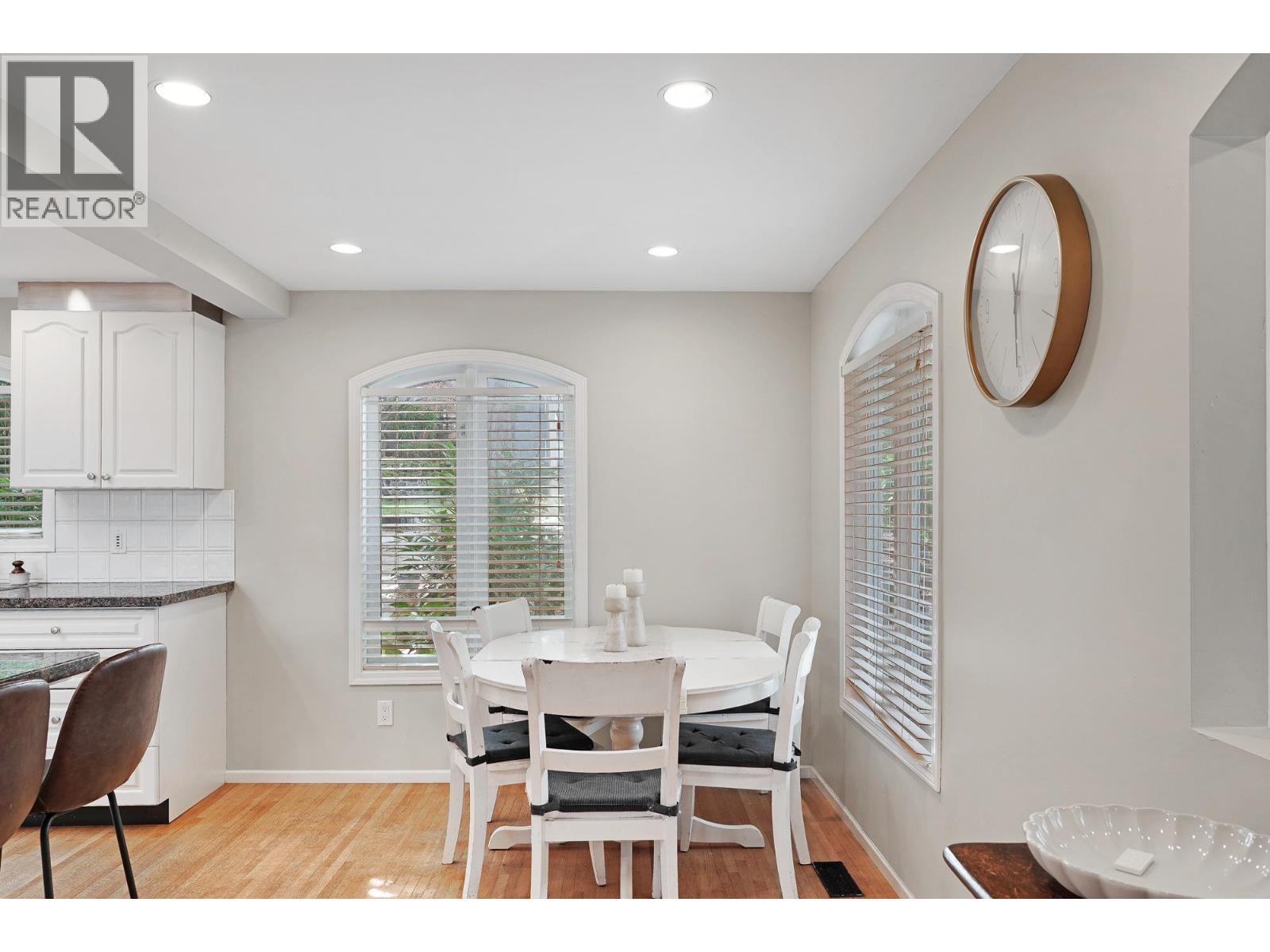 3737 Yale Street, Burnaby, British Columbia V5C 1P3 - Photo 11 - R3064658