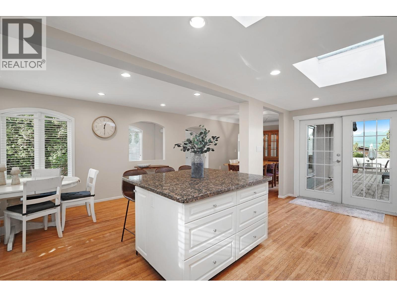 3737 Yale Street, Burnaby, British Columbia V5C 1P3 - Photo 15 - R3064658