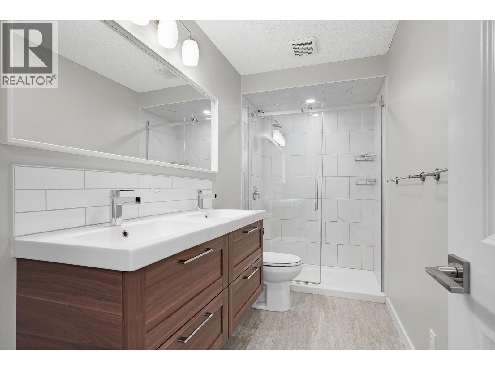 3737 Yale Street, Burnaby, British Columbia V5C 1P3 - Photo 25 - R3064658