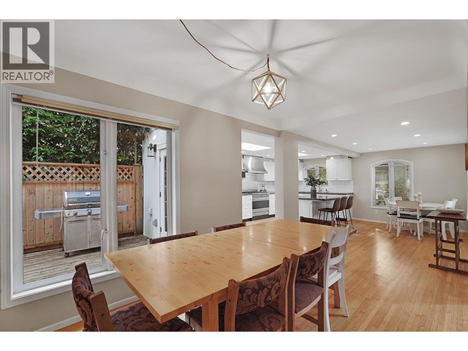 3737 Yale Street, Burnaby, British Columbia V5C 1P3 - Photo 8 - R3064658