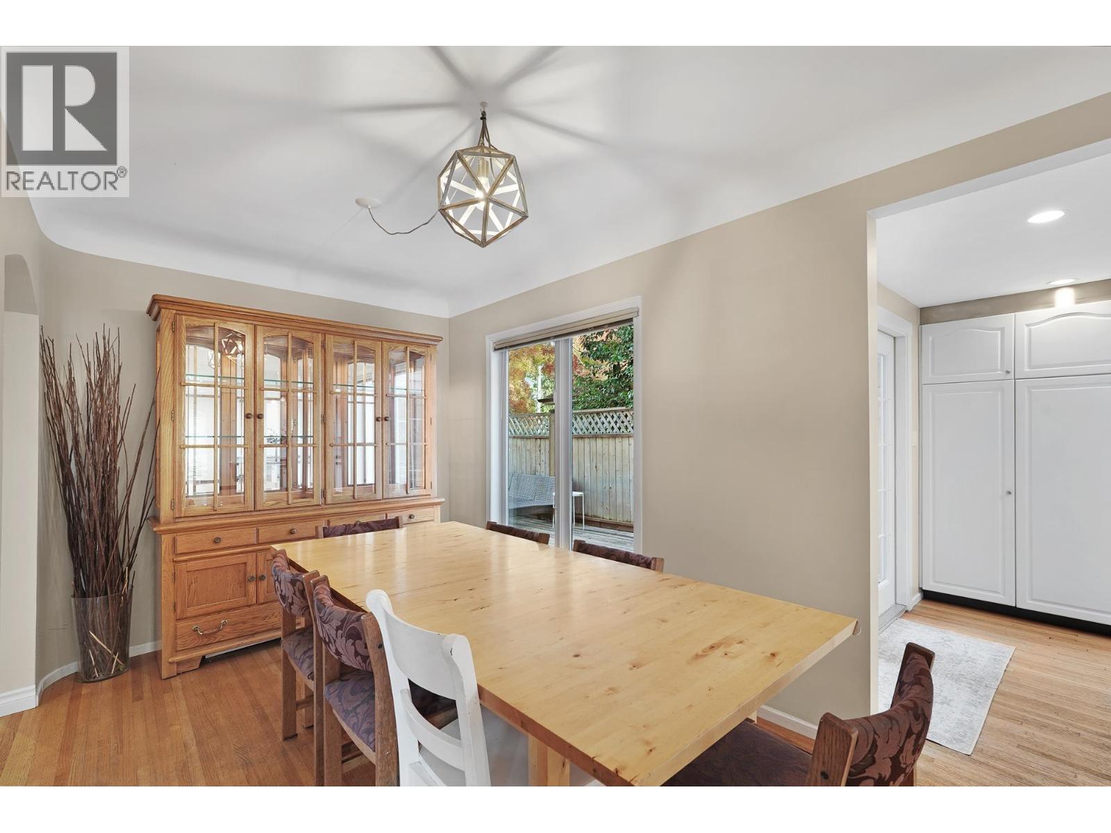 3737 Yale Street, Burnaby, British Columbia V5C 1P3 - Photo 9 - R3064658