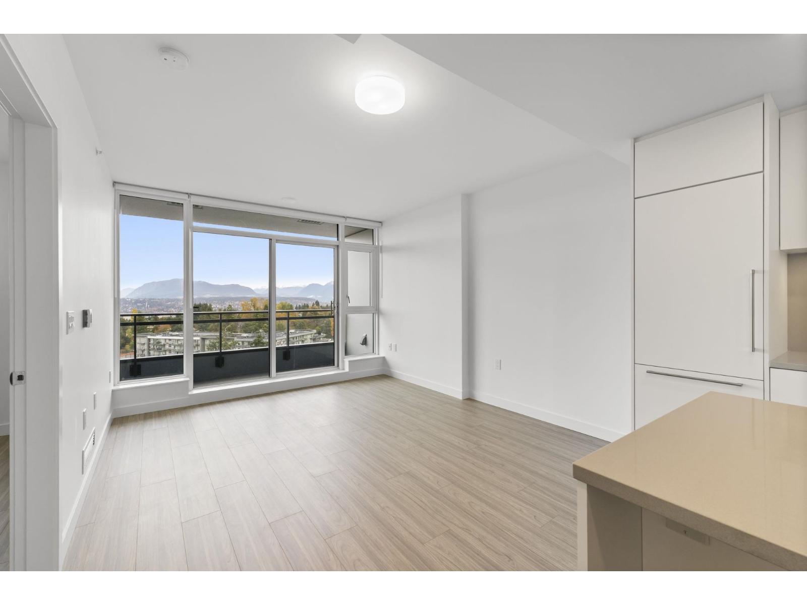 1209 13675 107a Avenue, Surrey, British Columbia  V3T 2H2 - Photo 5 - R3063870