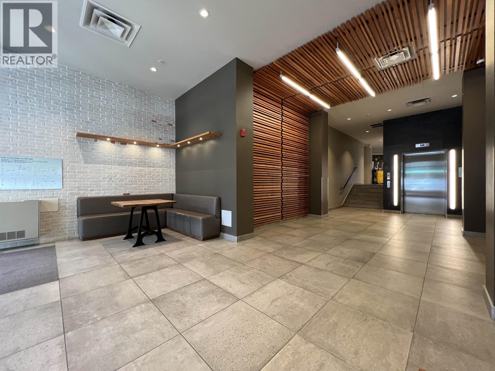 3xx 105 W 2nd Street, North Vancouver, British Columbia  V7M 2E7 - Photo 2 - R3064608