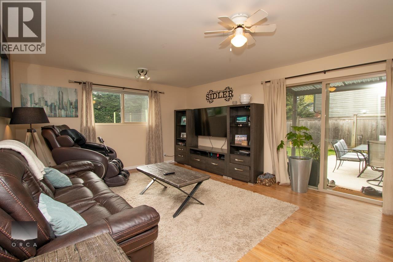 Ground Level 1990 Casano Drive, North Vancouver, British Columbia  V7J 2R2 - Photo 9 - R3064610