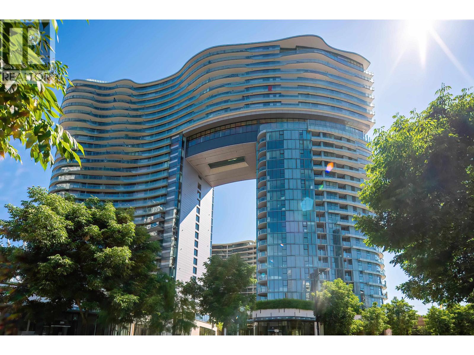 785 87 NELSON STREET, vancouver, British Columbia