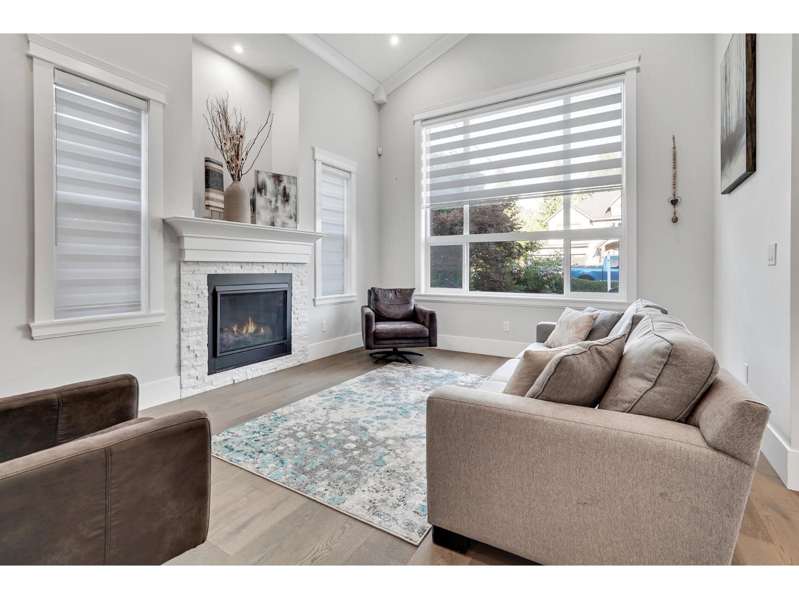 2285 124 Street, Surrey, British Columbia V4A 3M6 - Photo 2 - R3042892