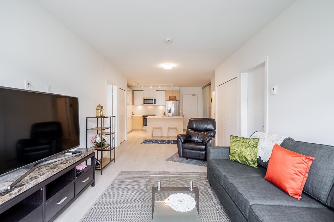 421 13963 105 Boulevard, Surrey, British Columbia  V3T 0M9 - Photo 4 - R3063855