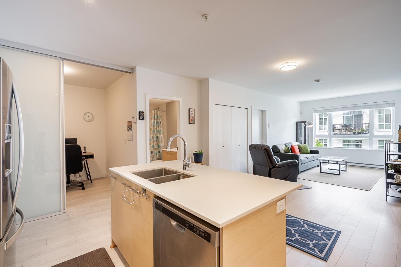 421 13963 105 Boulevard, Surrey, British Columbia  V3T 0M9 - Photo 16 - R3063855