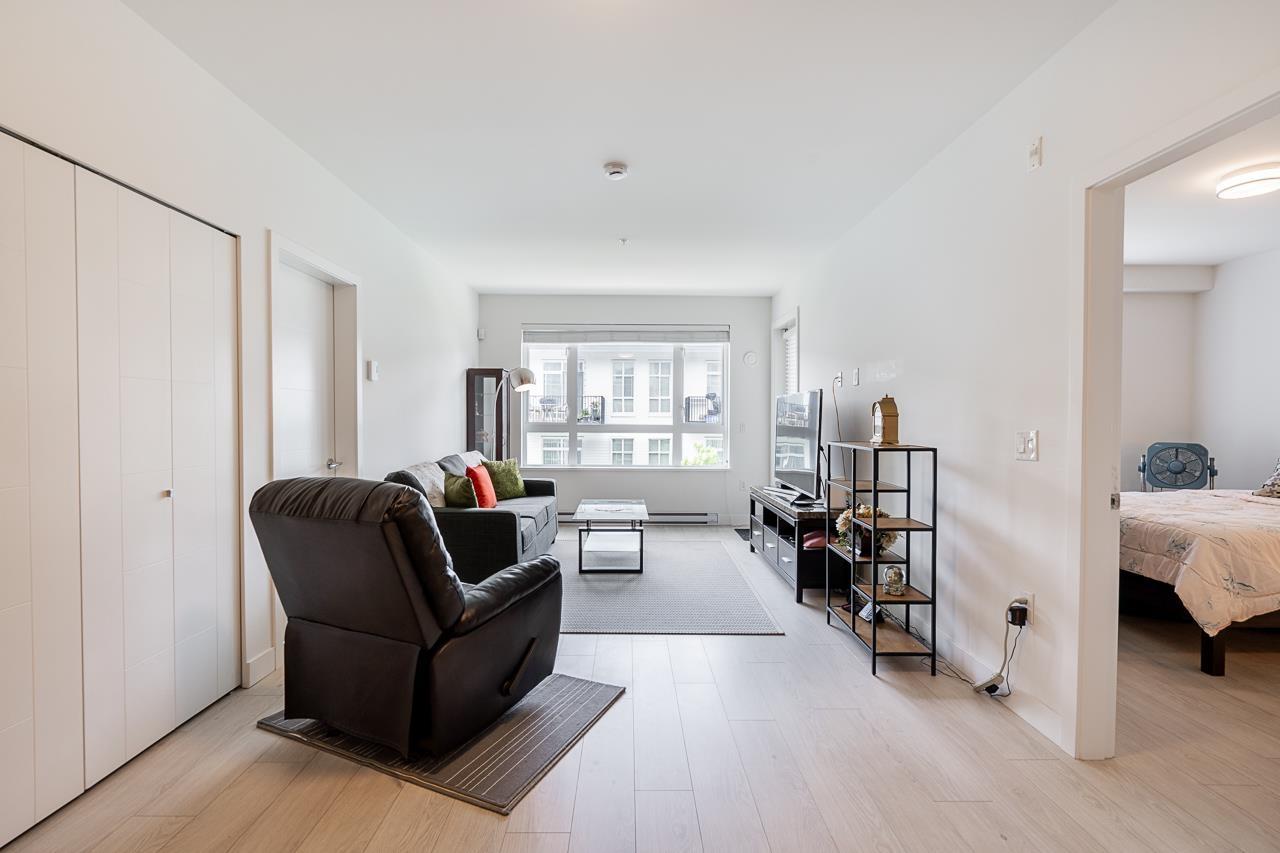 421 13963 105 Boulevard, Surrey, British Columbia  V3T 0M9 - Photo 5 - R3063855