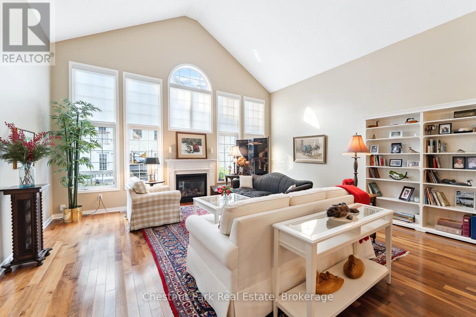 9 Stormont Court, Bracebridge, Ontario P1L 0B7 - Photo 5 - X12509444