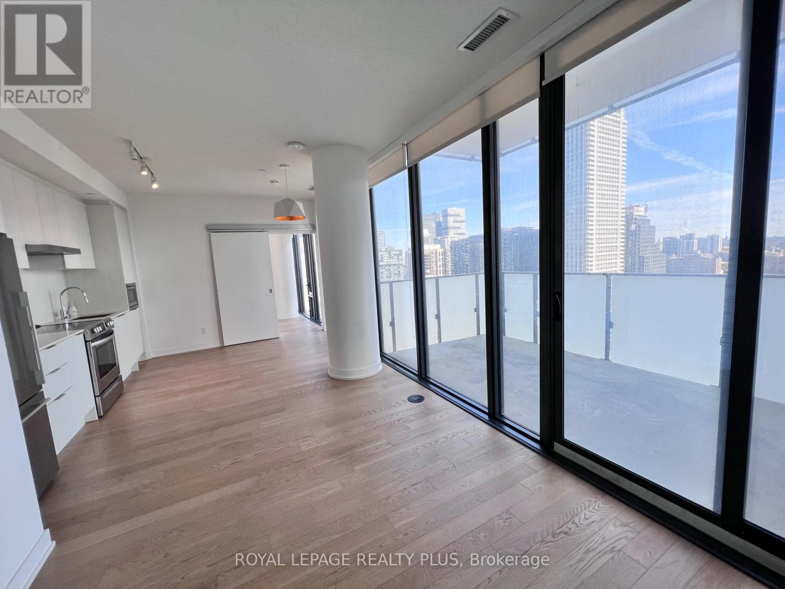 2416 - 25 Richmond Street E, Toronto, Ontario  M5C 0A6 - Photo 16 - C12477189