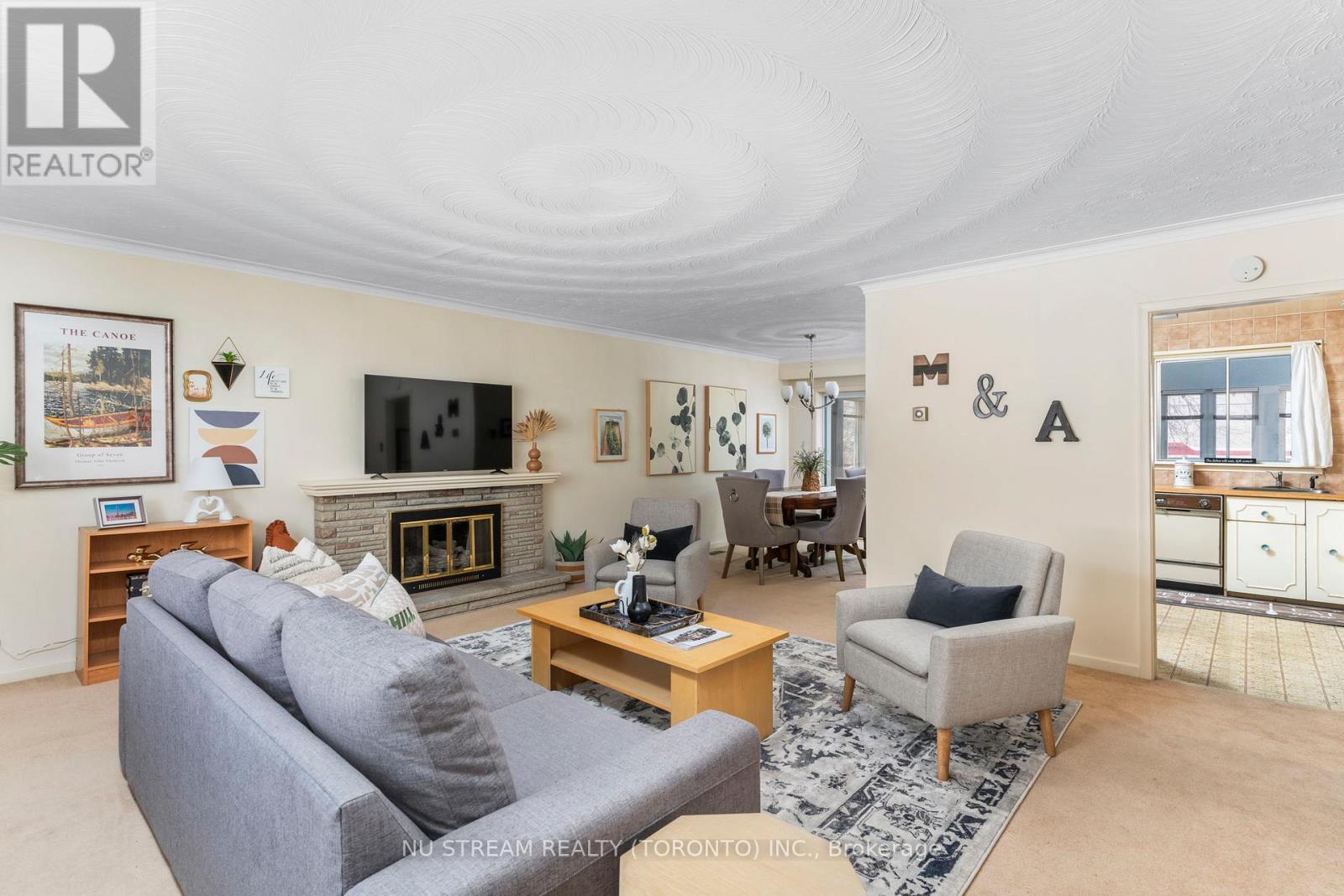 14 WHITELOCK CRESCENT, Toronto, Ontario