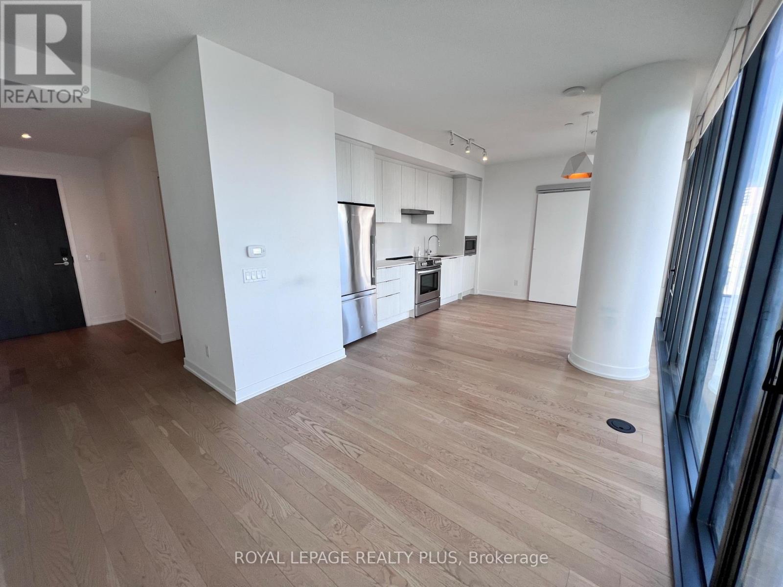 2416 - 25 Richmond Street E, Toronto, Ontario  M5C 0A6 - Photo 4 - C12477189