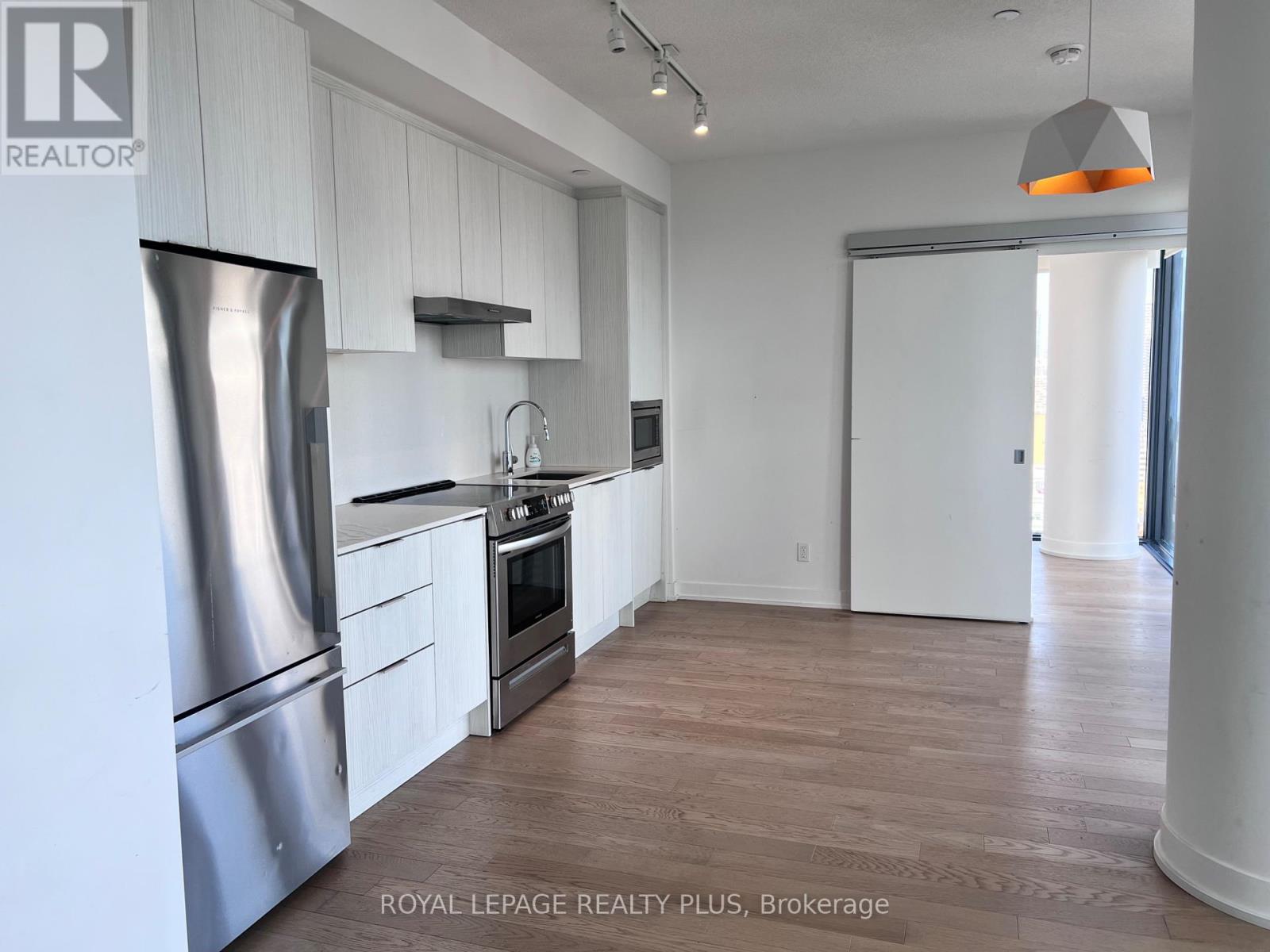 2416 - 25 Richmond Street E, Toronto, Ontario  M5C 0A6 - Photo 17 - C12477189