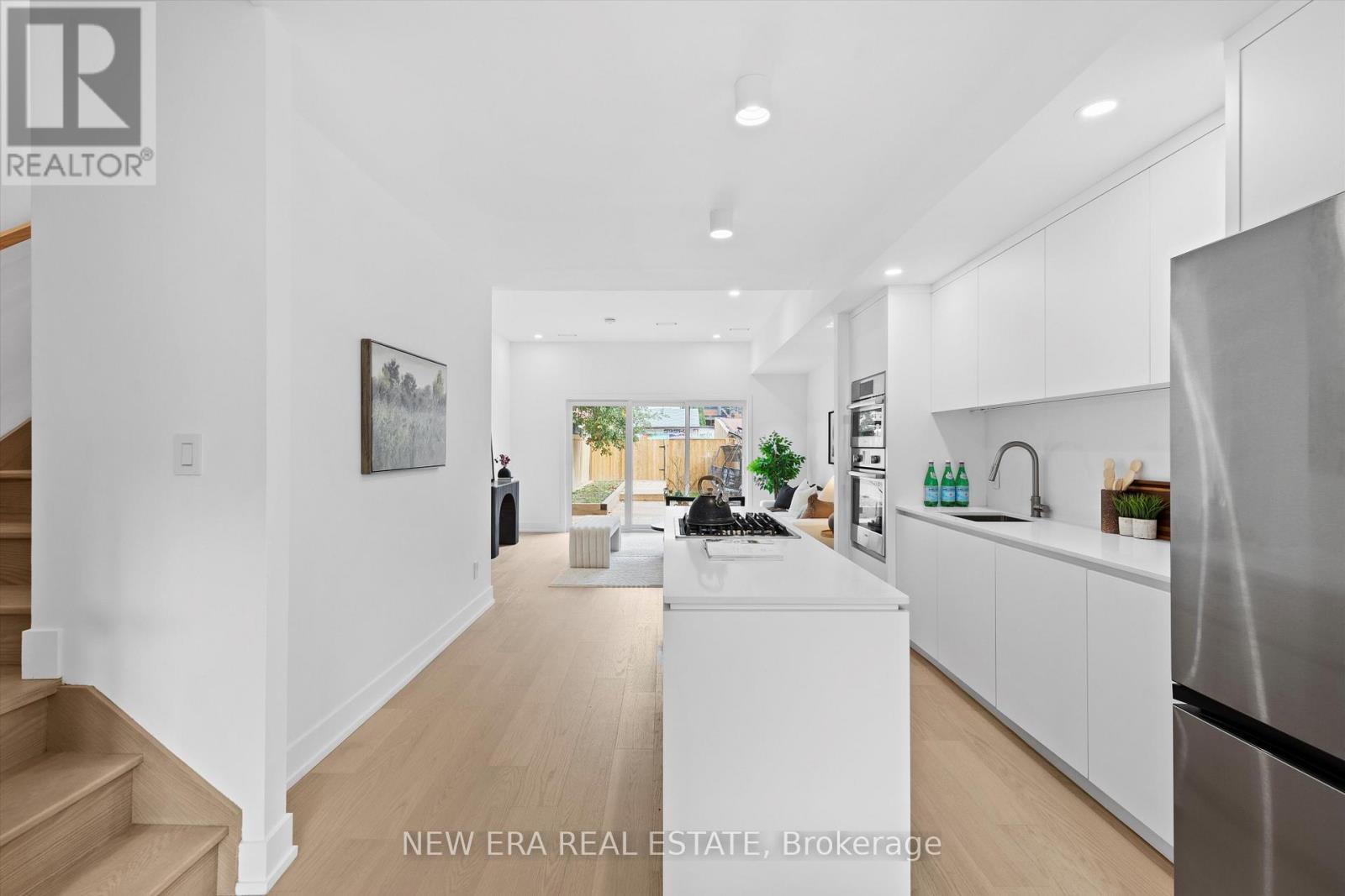 113 Bellwoods Avenue, Toronto, Ontario  M6J 3N4 - Photo 5 - C12509122