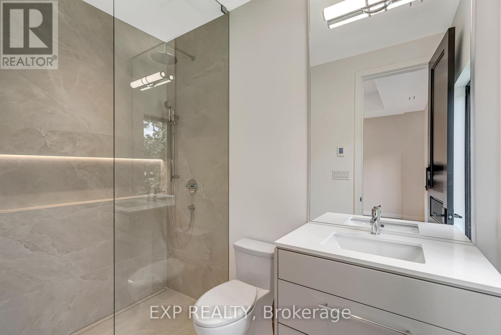 114 Tracina Drive, Oakville, Ontario  L6L 4B7 - Photo 28 - W12420749