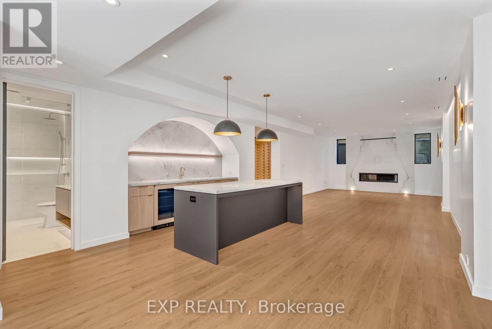 114 Tracina Drive, Oakville, Ontario  L6L 4B7 - Photo 36 - W12420749