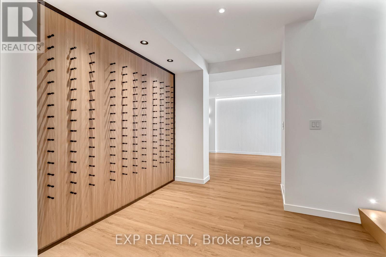 114 Tracina Drive, Oakville, Ontario  L6L 4B7 - Photo 35 - W12420749