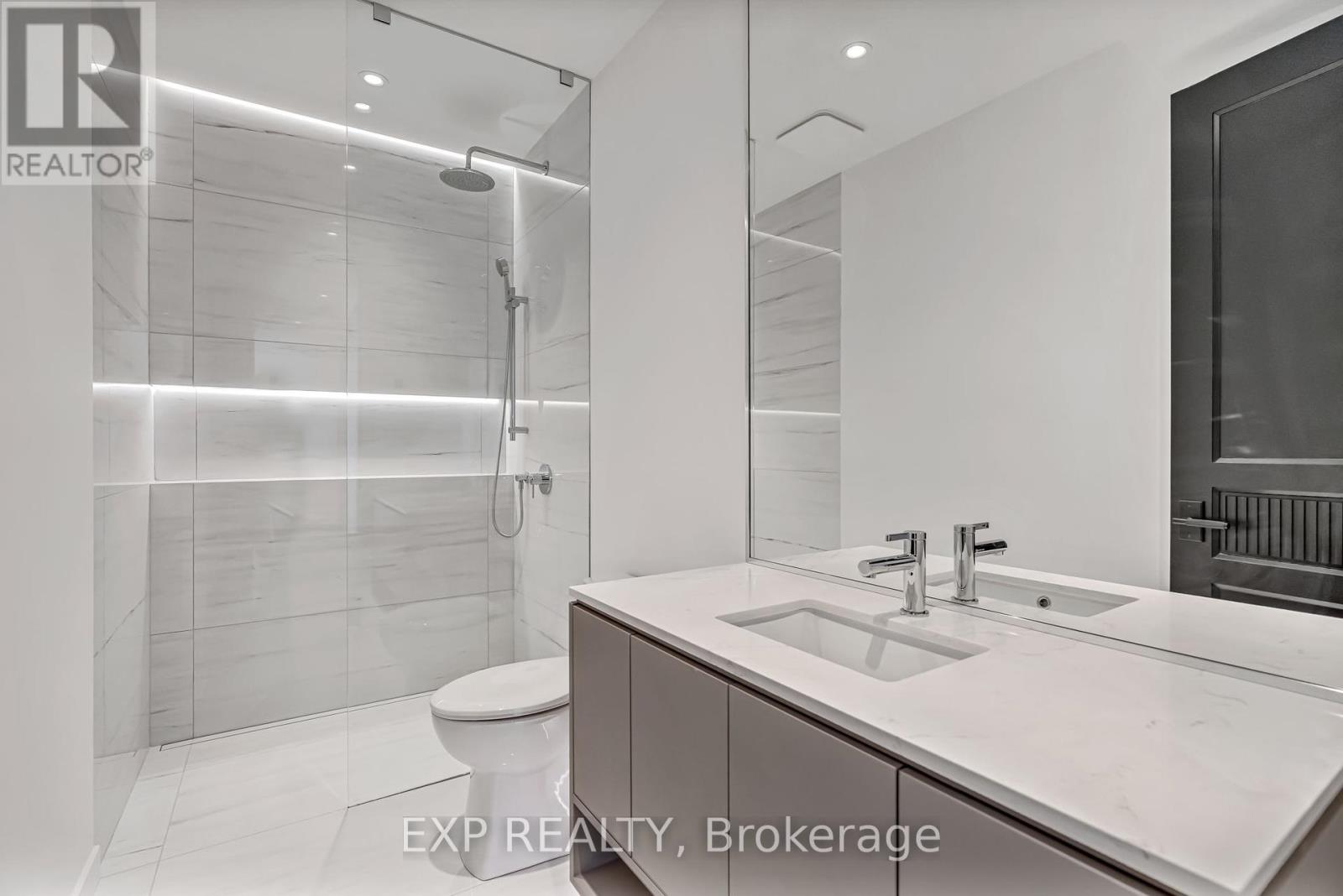 114 Tracina Drive, Oakville, Ontario  L6L 4B7 - Photo 39 - W12420749