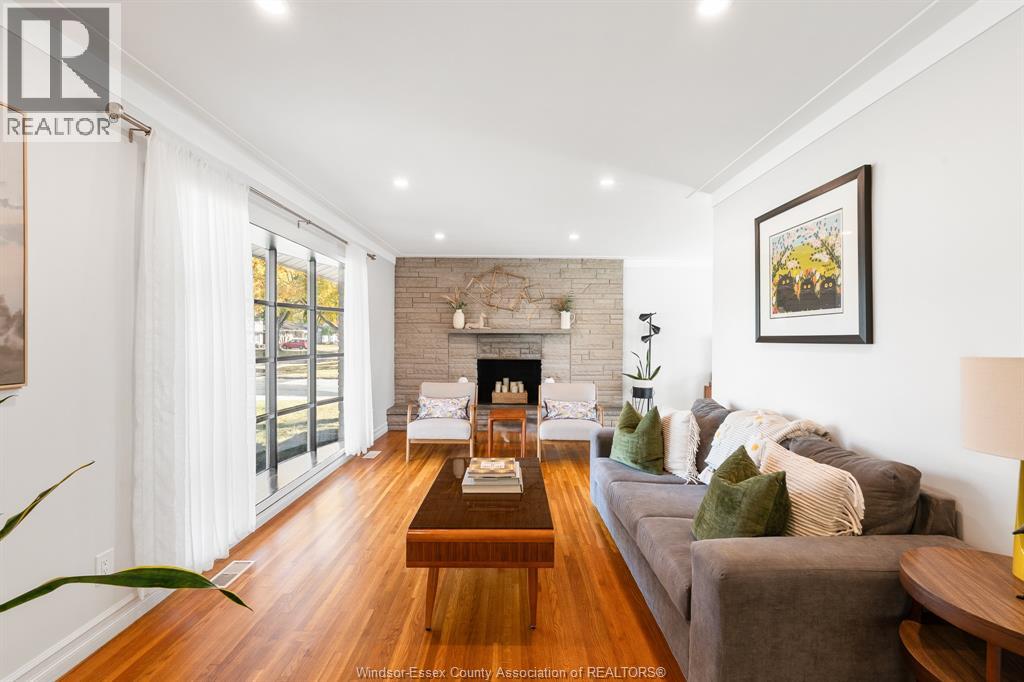 3195 Askin, Windsor, Ontario N9E 3J4 - Photo 13 - 25028015