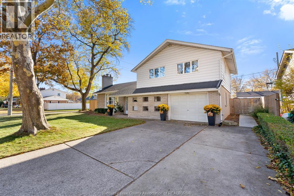 3195 Askin, Windsor, Ontario N9E 3J4 - Photo 3 - 25028015