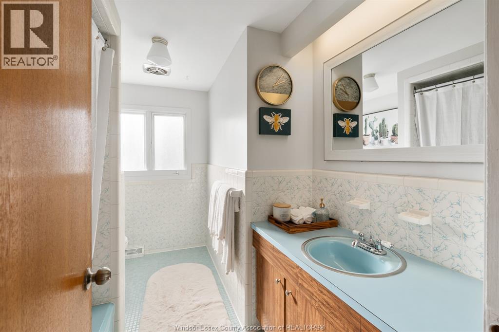 3195 Askin, Windsor, Ontario N9E 3J4 - Photo 38 - 25028015