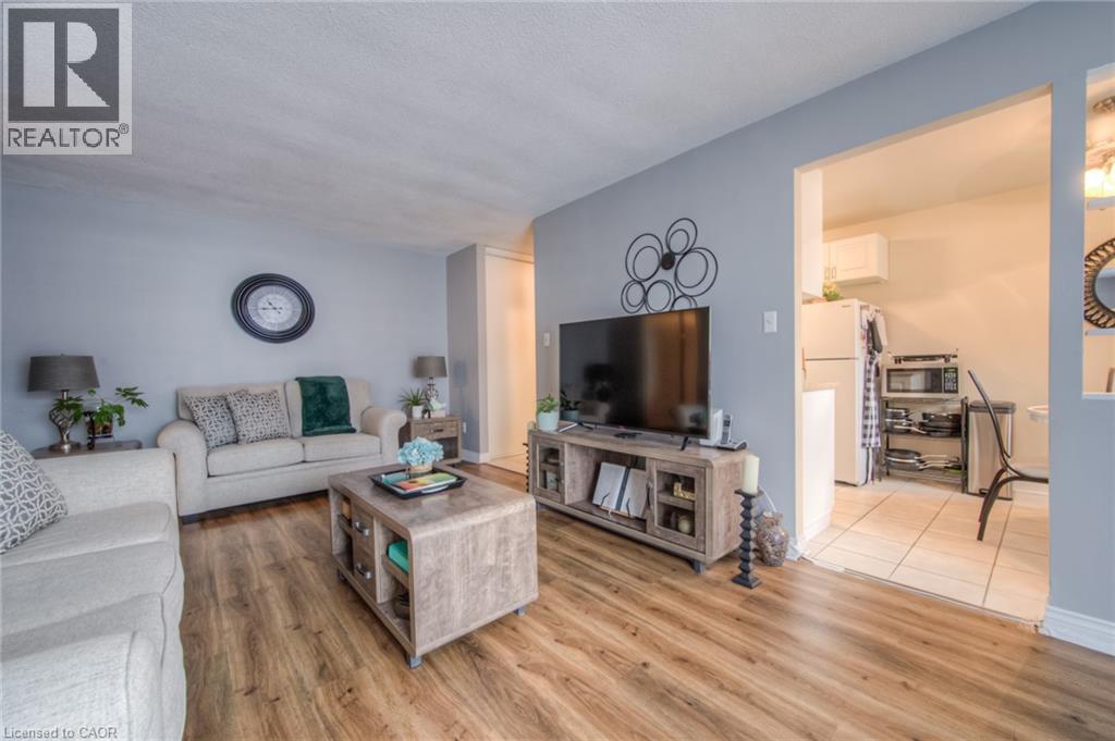527 Parkside Drive Unit# 8, Waterloo, Ontario  N2L 4X7 - Photo 10 - 40785713