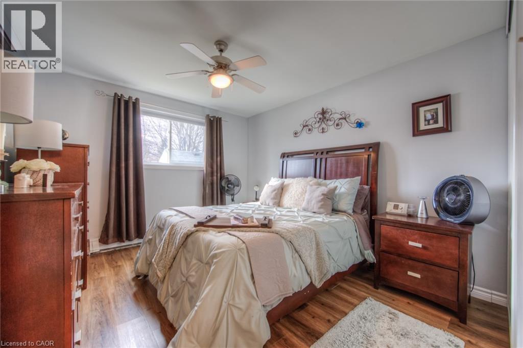 527 Parkside Drive Unit# 8, Waterloo, Ontario  N2L 4X7 - Photo 5 - 40785713